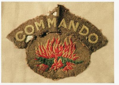 [Thumb - Z90-Insignia belonging to Maurice Brown-American volunteer with No1 Commando during Operation Torch..jpg]