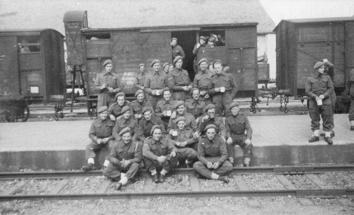 Gnr. Thomas Campbell (No.3 Cdo) and others Villeneuve Station