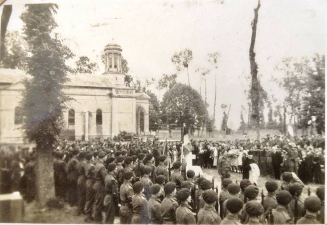 Unveiling of the memorial at Le Plein.